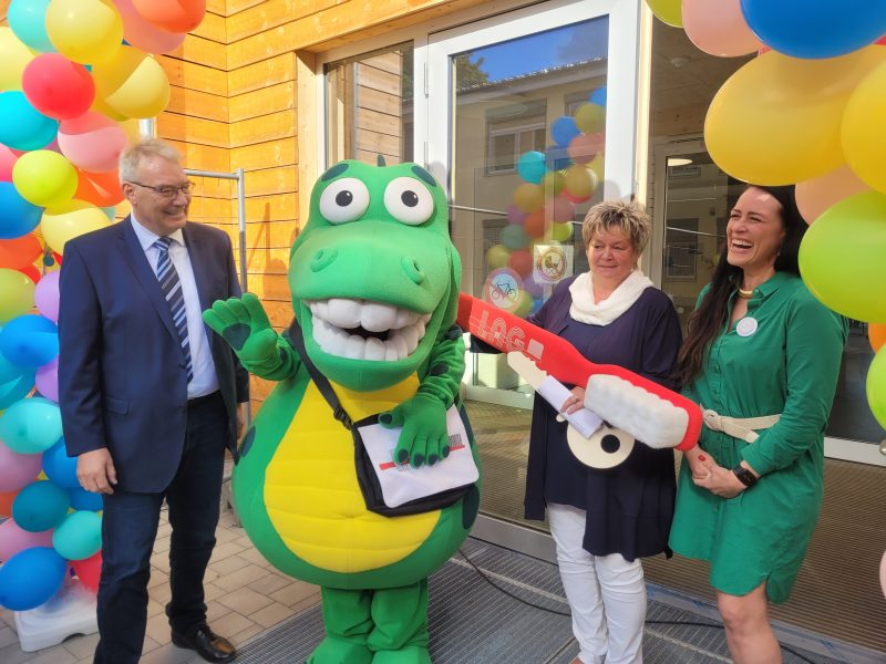 LAG Berlin bei der Einweihung des Erweiterungsbaues der Grundschule am Vierrutenberg in Lübars